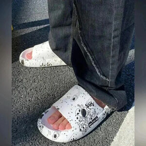 Men's Astronaut & Planet Print Slides, EVA Fashion Slides, Sandals. Size 8.5-9